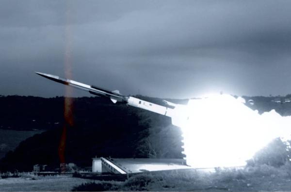 thumb_GQM_163_COYOTE_Launch_in_France_4_APR_12.jpg