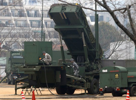 japan-self-defense-forces-soldiers-inject-fuels-into-a-unit-of-patriot-advanced-capability-3-pac-3-missiles-at-the-defense-ministry-in-tokyo-reuterskim-kyung-hoon.jpg