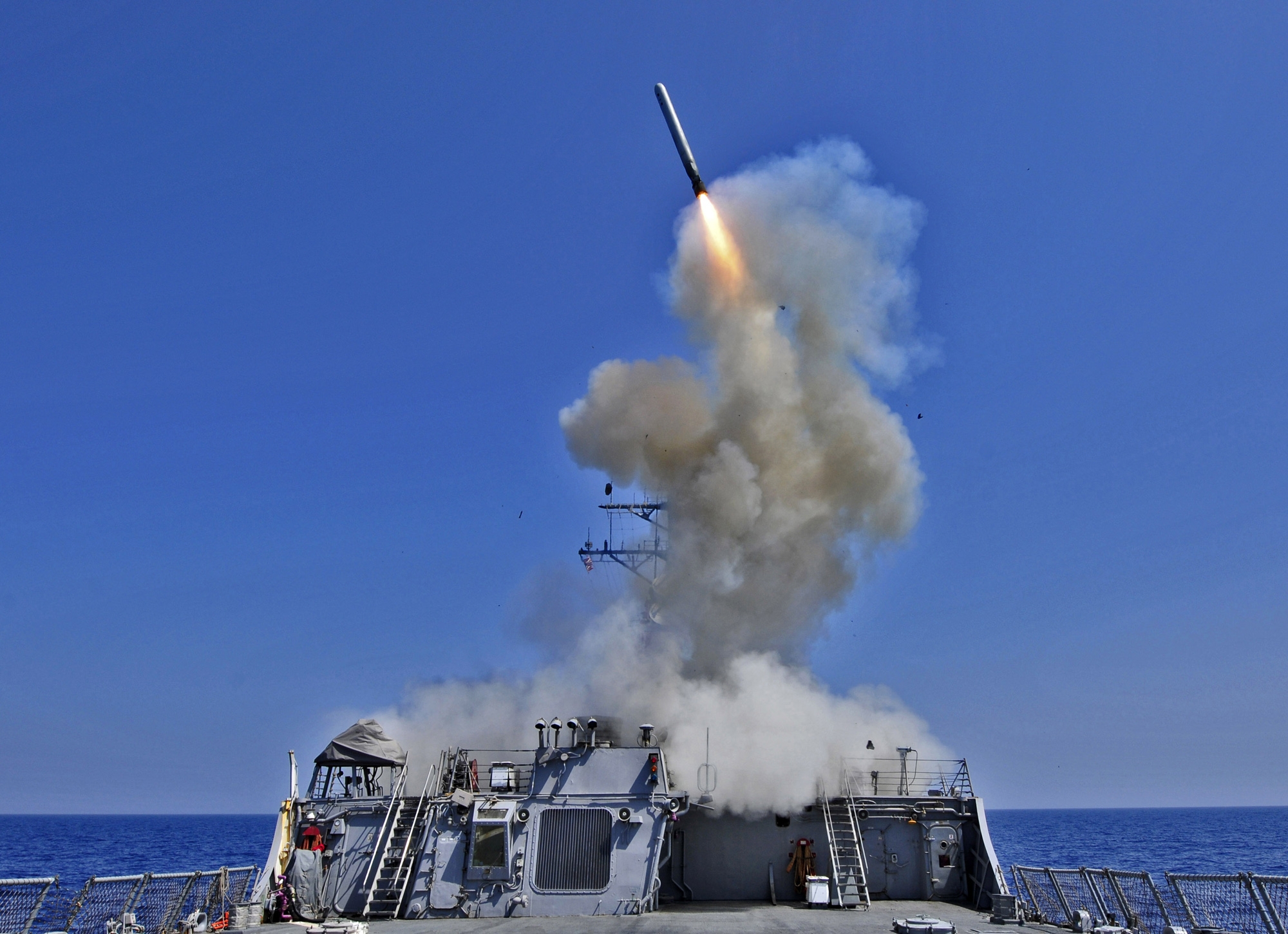 everything-you-need-to-know-about-the-missile-the-us-will-likely-use-to-attack-syria.jpg