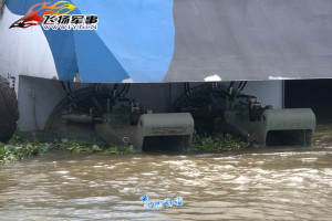 water-jets-of-type-022-fastboat.jpg