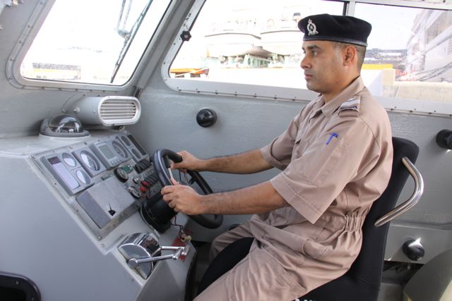 oman-police-coast-guard-ullman-patrol-seat-10.jpg