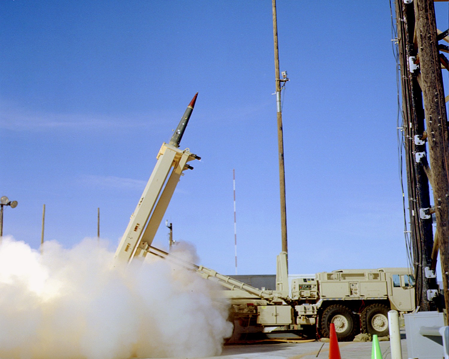 THAAD_missile_launch_in_2005_-1.jpg