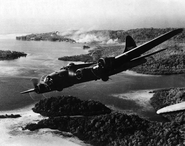 B-17_bombing_japanese_positions_on_Gizo_Island%2C_Solomon_Islands.jpg
