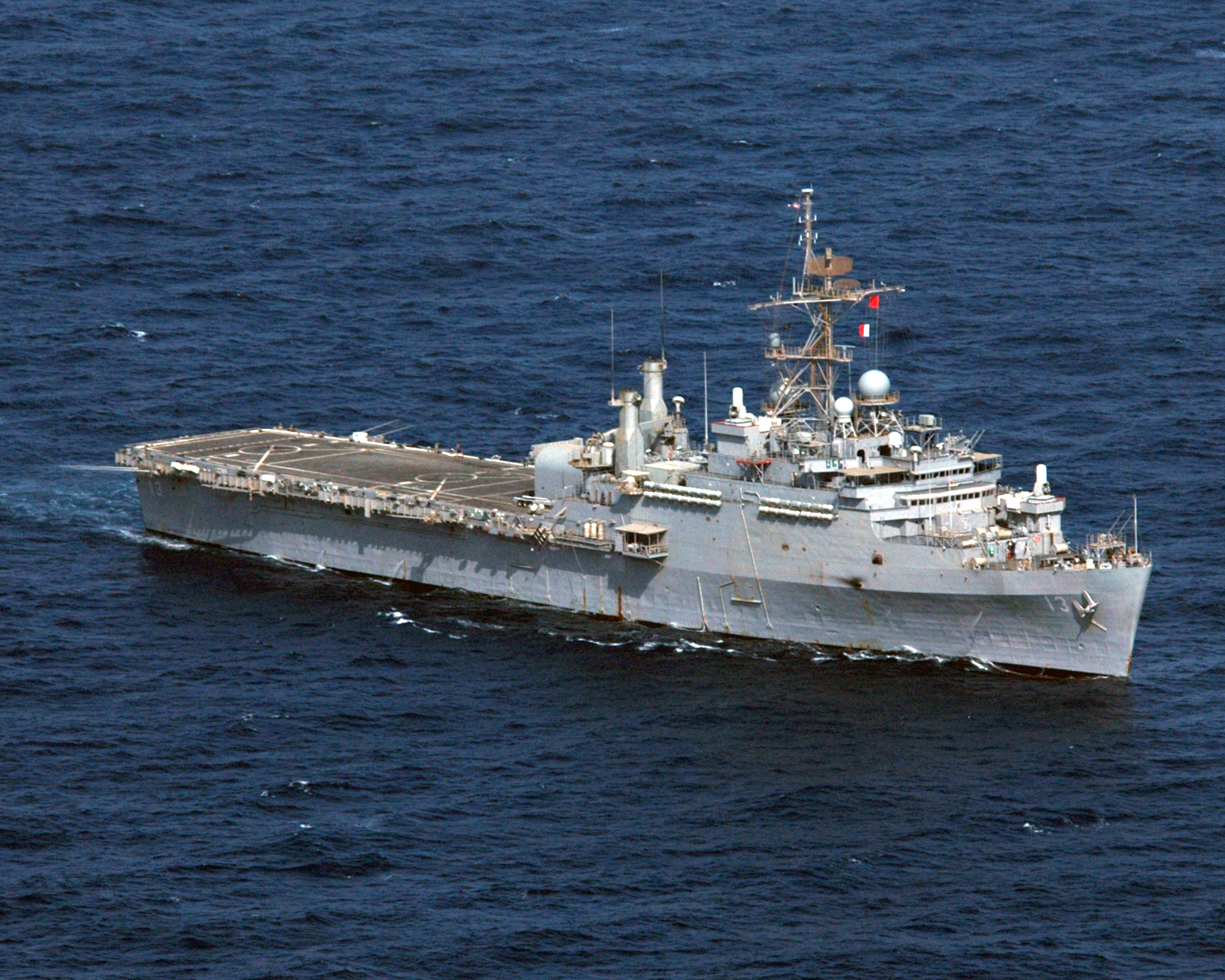 USS_Nashville_(LPD_13).jpg
