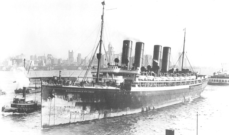 Kaiser_Wilhelm_der_Grosse_arriving_at_New_York.jpg