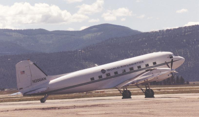 Basler_BT-67_(DC-3)_at_Missoula,_Montana.jpg
