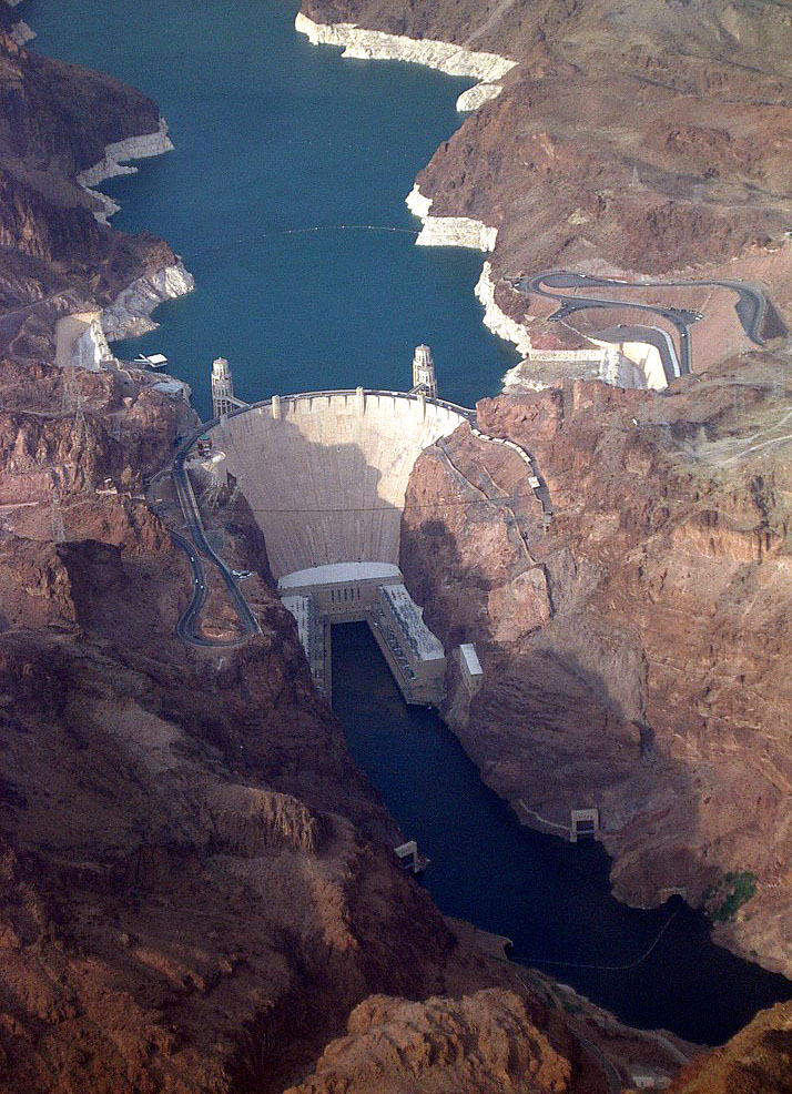 Hoover_Dam_Nevada_Luftaufnahme.jpg