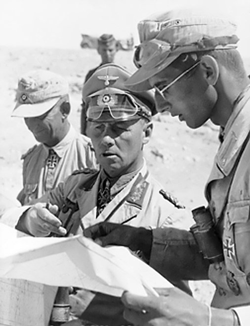 Rommel_with_his_aides.jpg