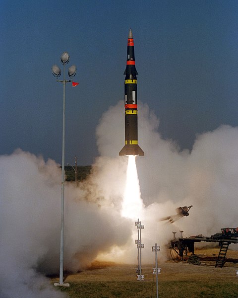 480px-Pershing_II_-_4th_test_launch.jpeg