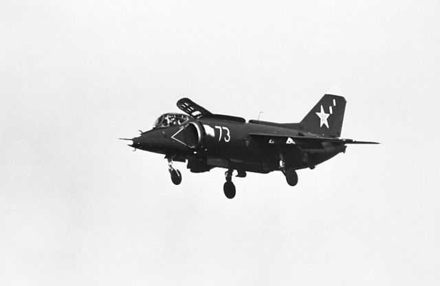 640px-Yak-38_Forger_Gear_Down.jpg