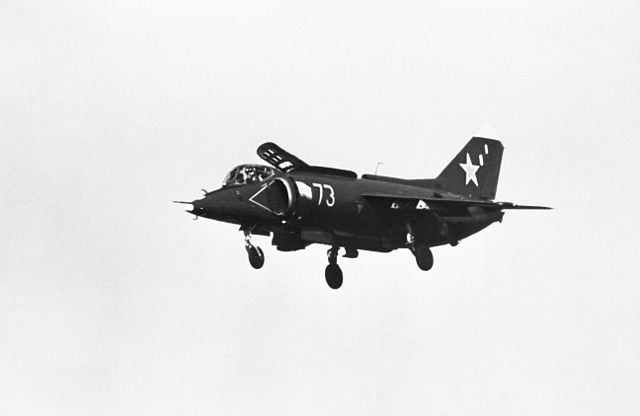 640px-Yak-38_Forger_Gear_Down.jpg