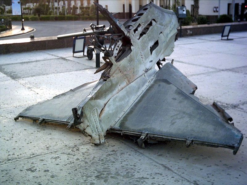 800px-Israeli_A-4_Skyhawk_Wreckage.jpg