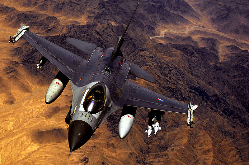 800px-Dutch_F-16.jpg