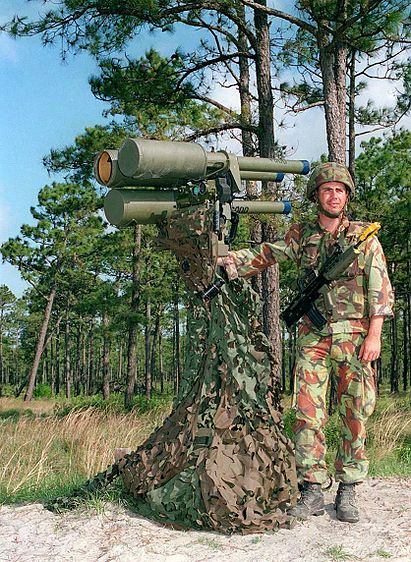 411px-Javelin_surface_to_air_missile_launcher.JPEG