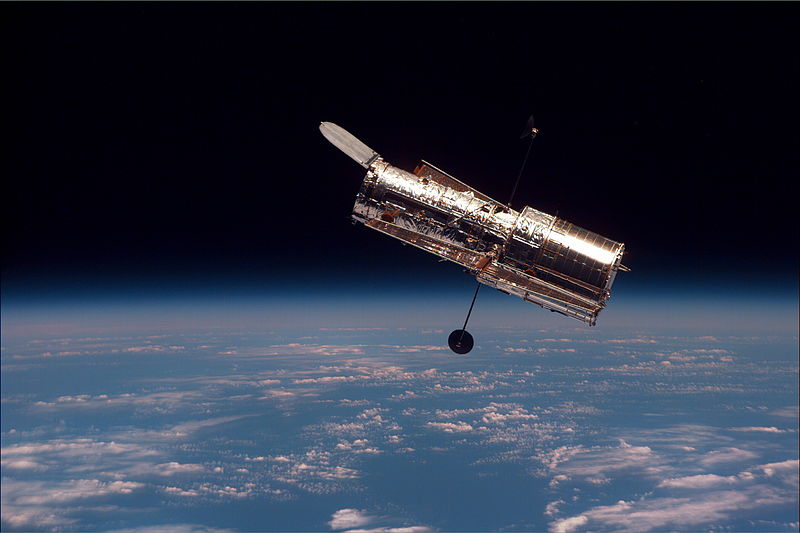 800px-Hubble_01.jpg