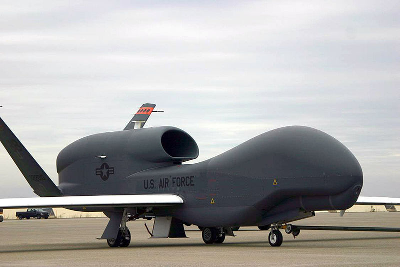 800px-RQ-4_Global_Hawk_2.jpg