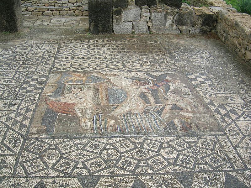 800px-Volubilis_-_Diana.jpg