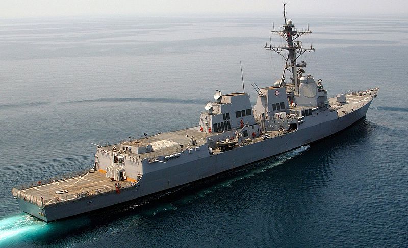 800px-USS_Mustin_%28DDG-89%29.jpg