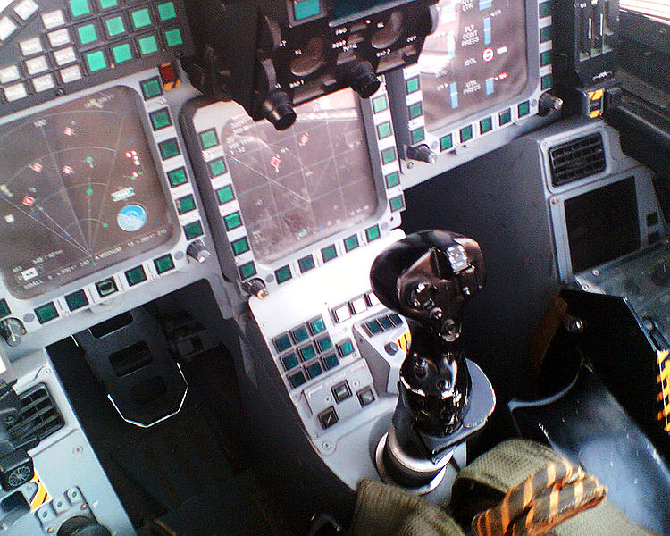750px-Eurofighter_Typhoon_cockpit.jpg