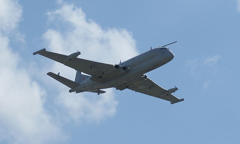 800px-Nimrod_R1_Waddington_airshow_2009.jpg