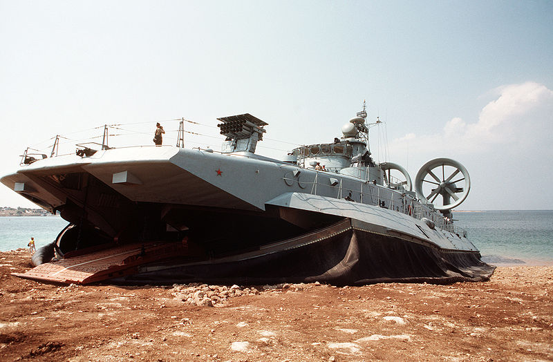 800px-Soviet_Pomornik_class.JPEG