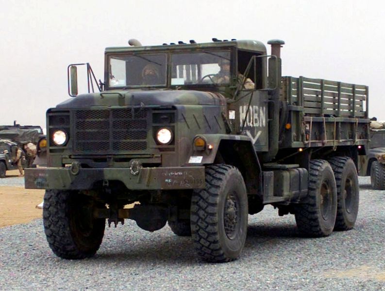 793px-US_Marine_Corps_030224-M-XT622-034_USMC_M923_%286X6%29_5-ton_cargo_truck_heads_a_convoy_departing_Camp_Matilda%2C_Kuwait_crop.jpg