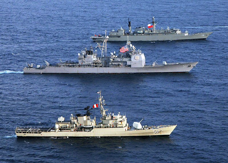 800px-Chilean_frigate%2C_US_cruiser_and_Peruvian_frigate_050711-N-4374S-005.jpg