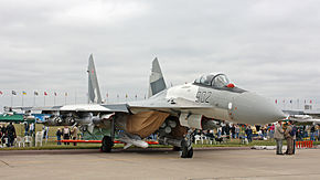 290px-Sukhoi_Su-35_on_the_MAKS-2009_%2801%29.jpg