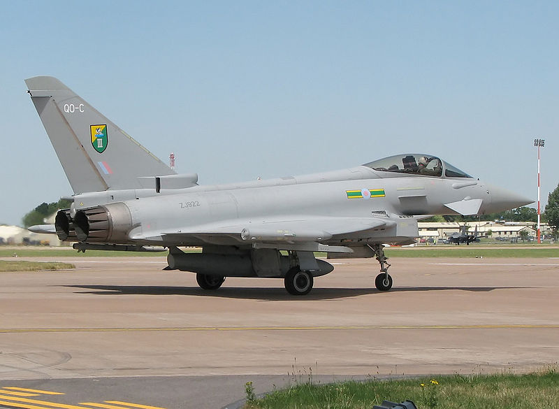 800px-Typhoon.f2.zj922.ff2006.arp.jpg