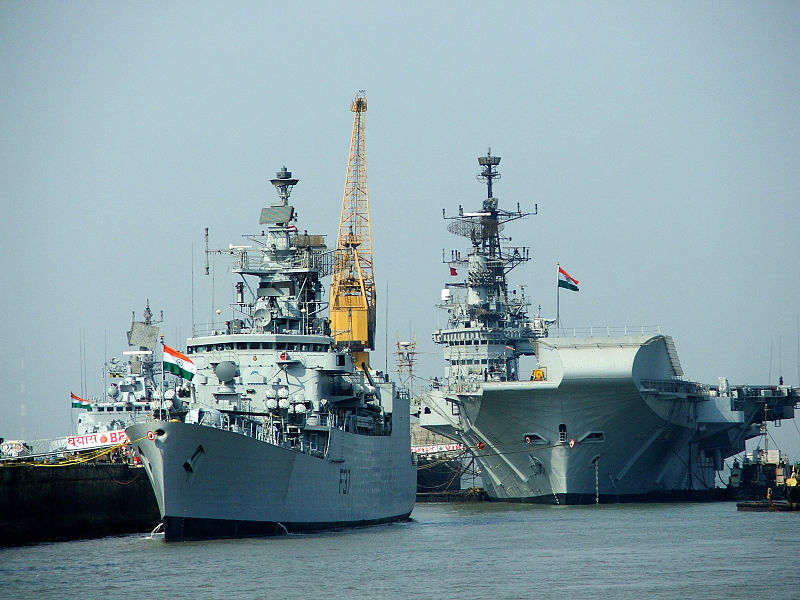 800px-Indian_Navy_ships.jpg