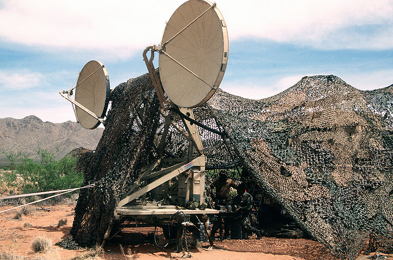 800px-Tropo_Scatter_Microwave_System_Antenna.jpg