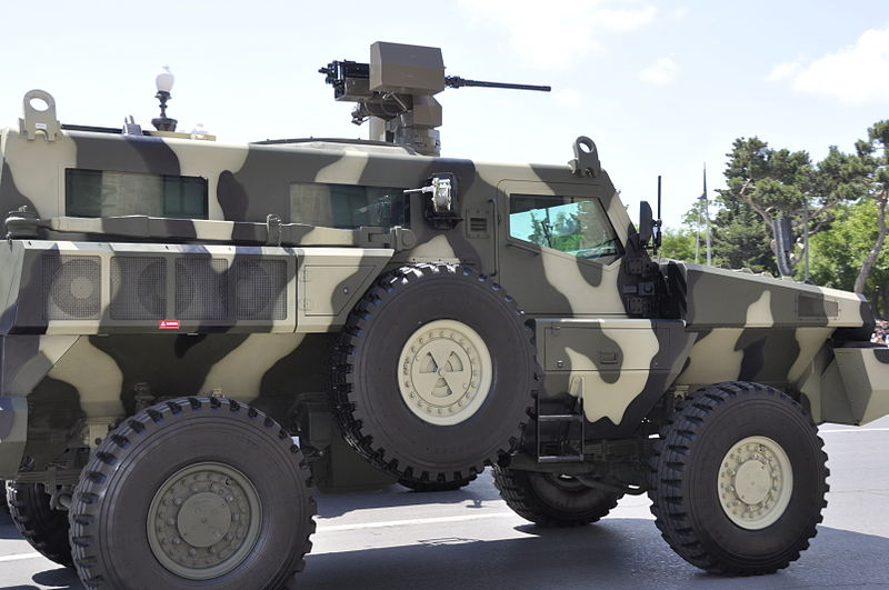 800px-Military_parade_in_Baku_on_an_Army_Day7.jpg