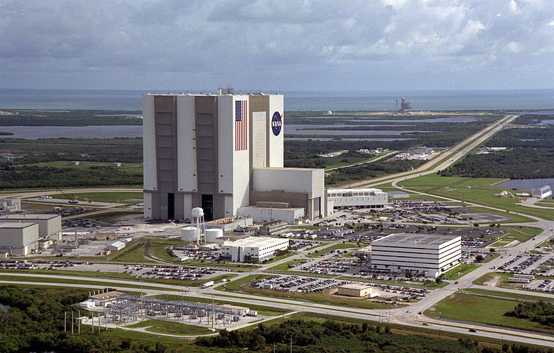 800px-Aerial_View_of_Launch_Complex_39.jpg
