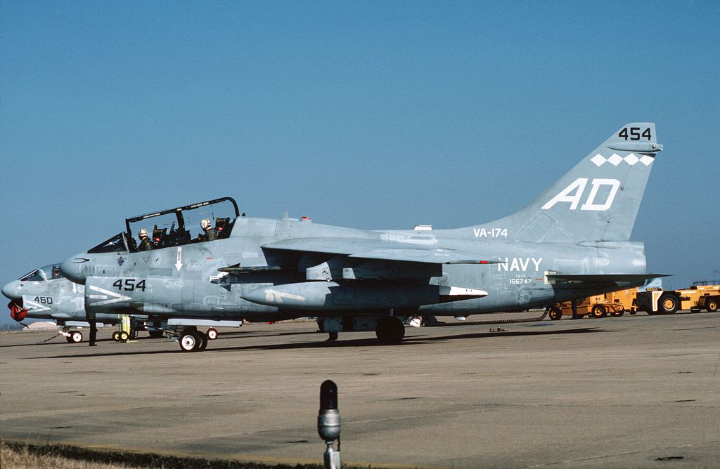 1024px-TA-7C_VA-174_Dallas_1988.jpeg