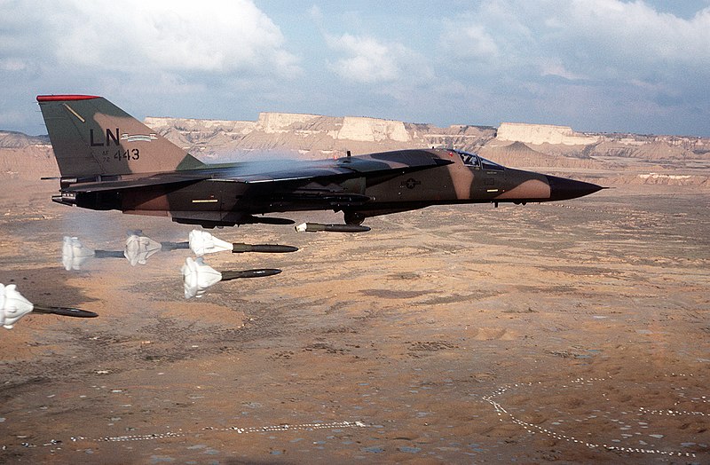 800px-F-111F_dropping_high-drag_bombs.jpg