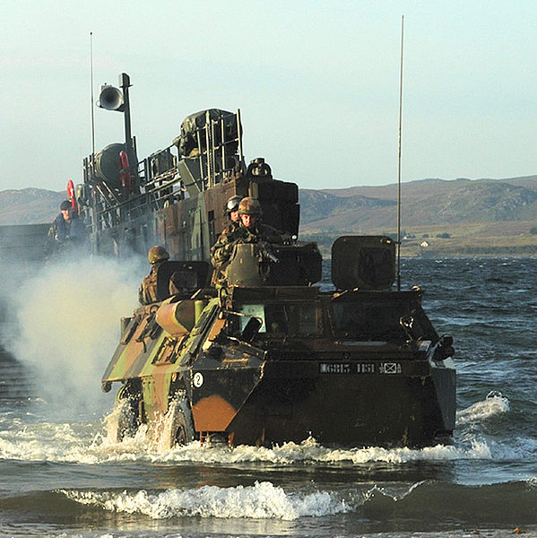 599px-French_Marine_VAB-cropped.jpg
