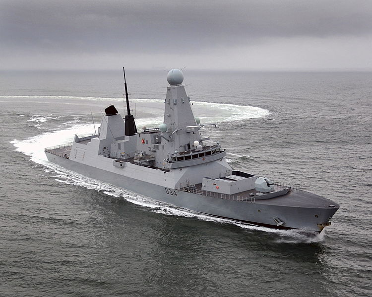 750px-Royal_Navy_Type_45_Destroyer_HMS_Diamond_MOD_45152337.jpg