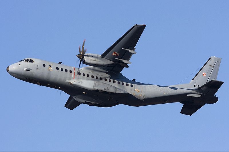 800px-Polish_Air_Force_CASA_C-295M_Lofting.jpg