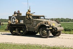 300px-M3_Half_Track%2C_Thunder_Over_Michigan_2006.jpg