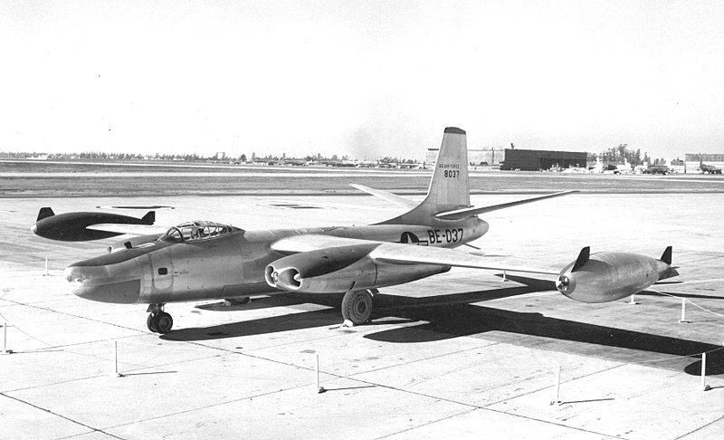 800px-North_American_RB-45C_061023-F-1234S-008.jpg