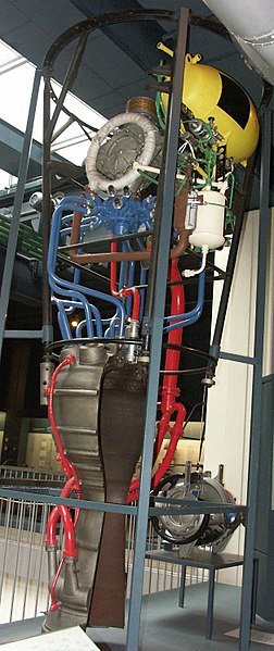 252px-Rocket_engine_A4_V2.jpg