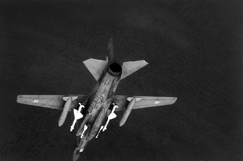800px-MiG-23_underside.jpg