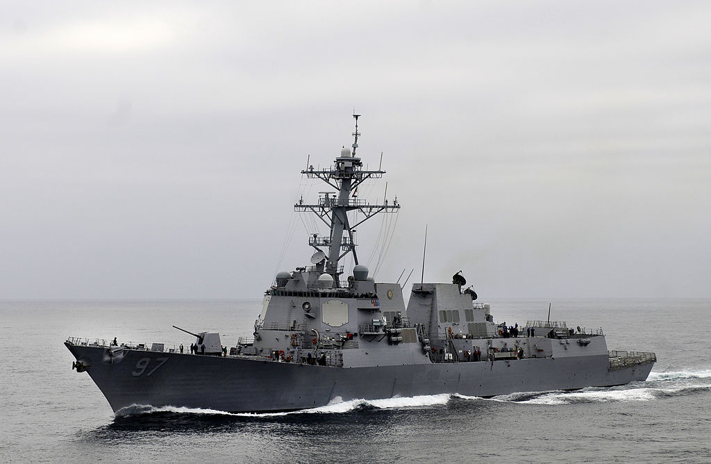 1024px-US_Navy_110918-N-BC134-014_The_Arleigh_Burke-class_guided-missile_destroyer_USS_Halsey_%28DDG_97%29_transits_the_Pacific_Ocean.jpg