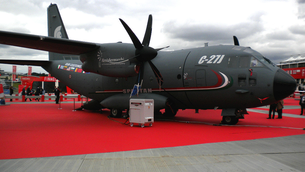 120711150443_farnborough2_air_show_6_976x549_bbc_nocredit.jpg