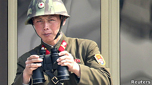 130404132415_nkorea_soldier_304x171_reuters.jpg