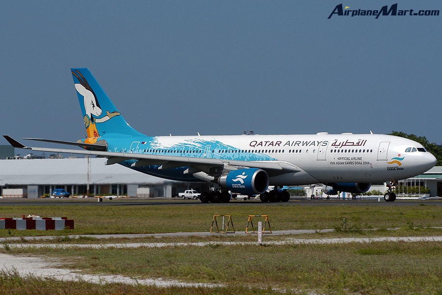 Airbus-A330-200_Qatar_Airways_A7-ACI_QR-QTR-QATARI_Airbus_A330-202_Official_Airline_15th_Asian_Games_Doha_2006_colors_Male_Airport_Maldives.jpg