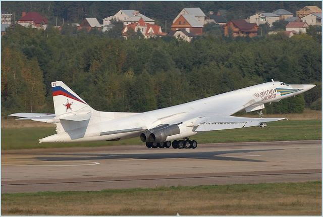 Tu-160_Blackjack_Tupolev_strategic_bomber_aicraft_Russia_Russian_Air_Force_aviation_defence_industry_military_technology_002.jpg