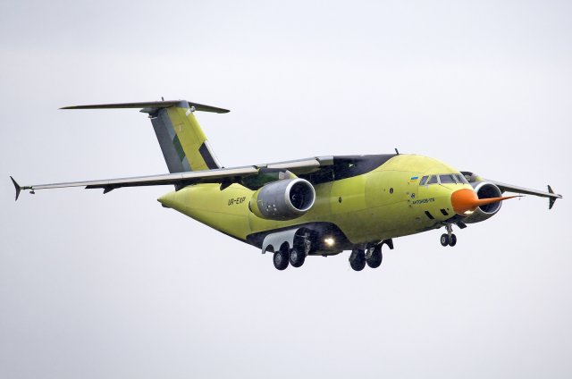 List_of_military_aircraft_on_display_at_Paris_Air_Show_2015_640_007.jpg