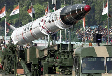 Agni-2_Missile_India_04.jpg