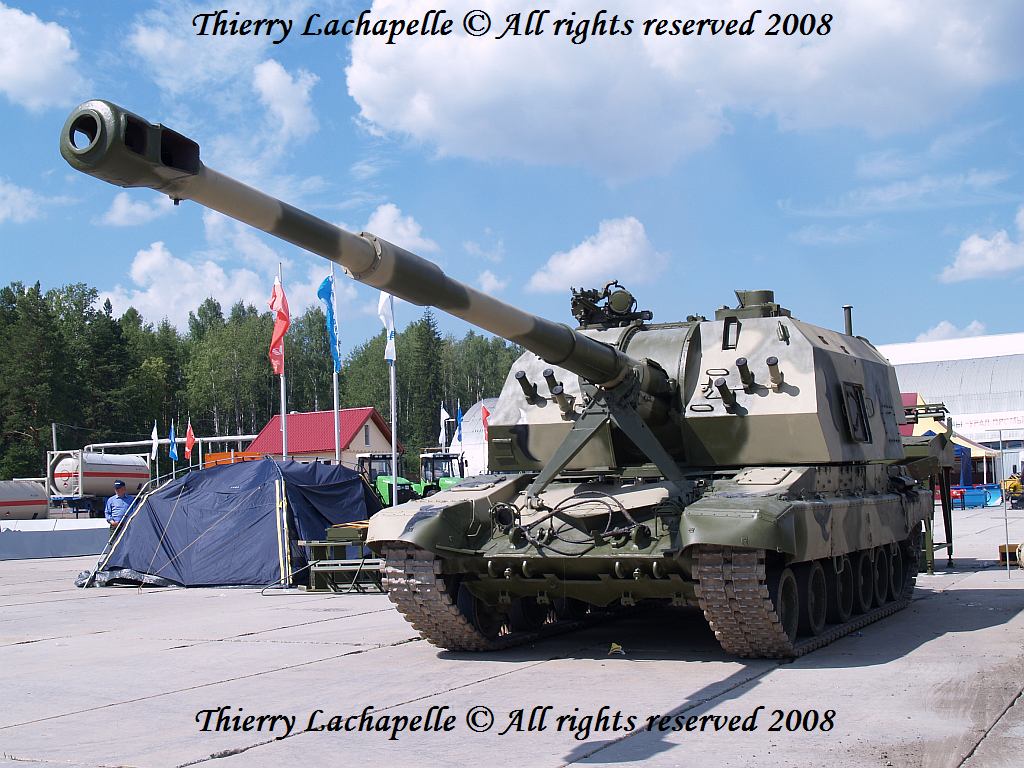 2s19m1_155mm_msta_s_thierry_lachapelle_01.JPG